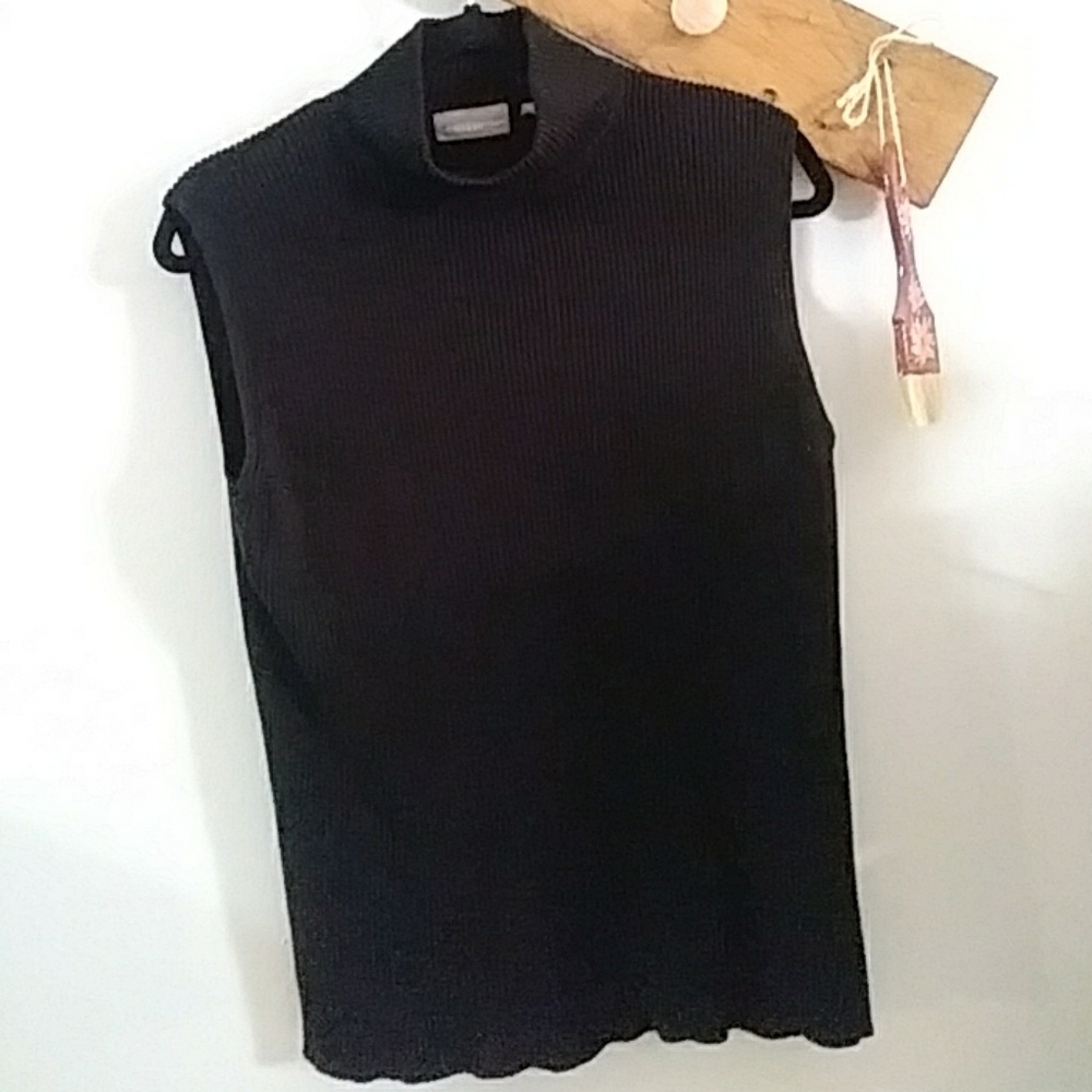 Vintage Sleeveless black Turtle Neck Sweater